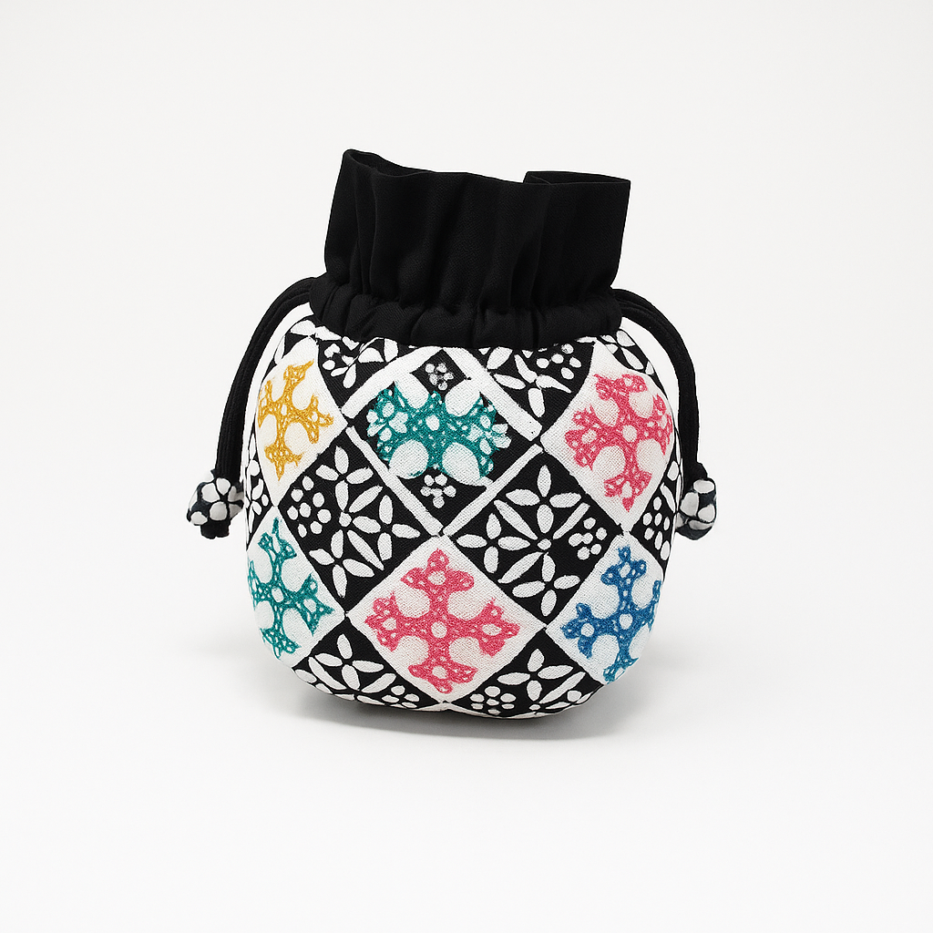 Batik Mosaic Drawstring Pouch – Black & White