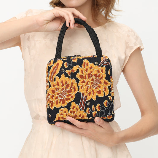 Honey Glow Batik